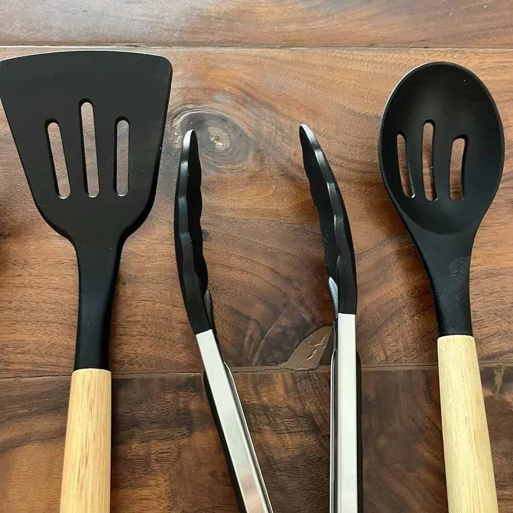 5-Piece Kitchen Utensils Set Non-Stick Silicone With Wood Handles
